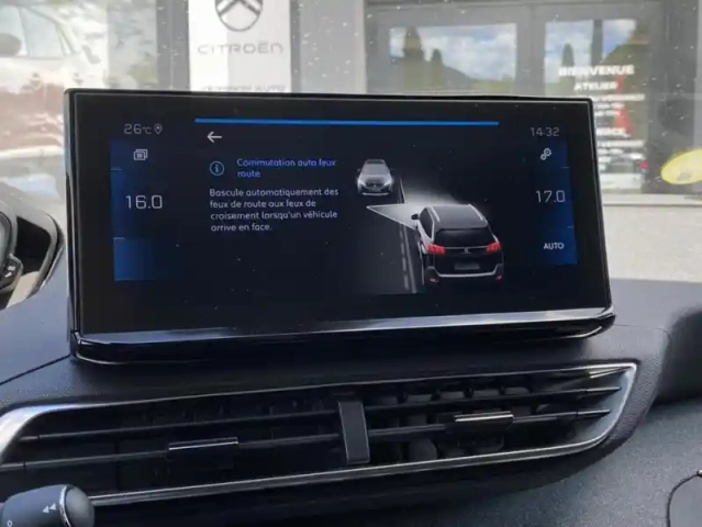Peugeot 5008 ii bluehdi 130 s&amp;s allure pack — photo 20