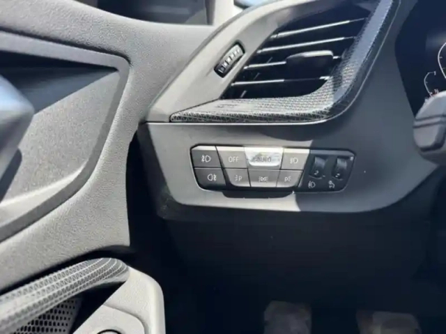 Bmw Serie 1 série 1 116da 116ch edition sport dkg7 — photo 7