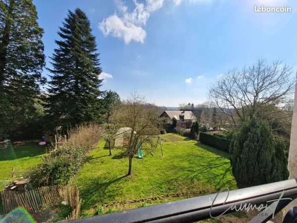 Château 10 pièces 297 m²