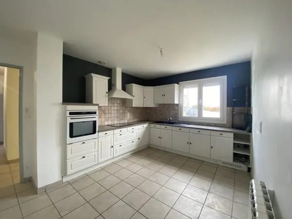 MAISON A LOUER
