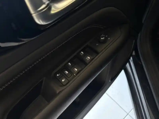 Jeep Compass limited fwd — photo 19