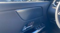 Mercedes Gla 200 163ch Progressive Line 7G-DCT — photo 26