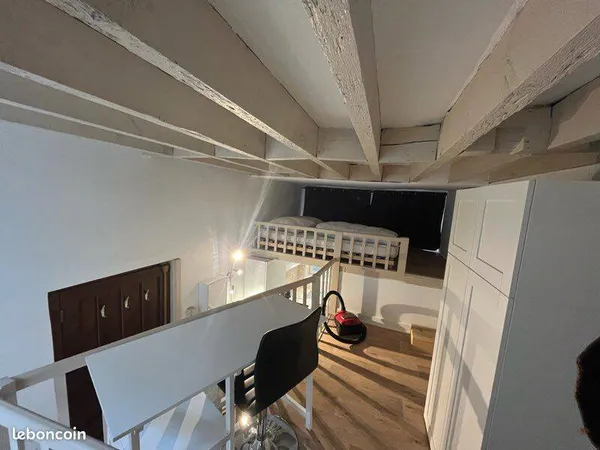 Studio 1 pièce 15 m²