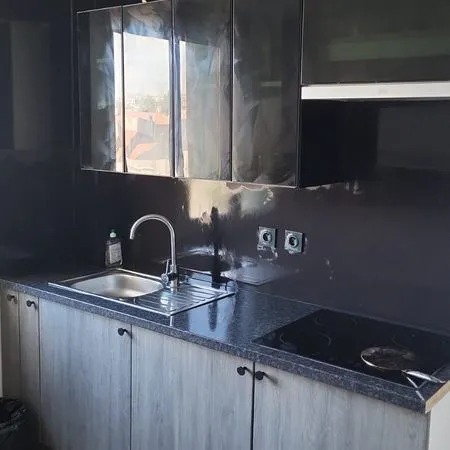Colocation avec cuisine équipée 480 toutes charges comprises ( eau, électricité, internet)