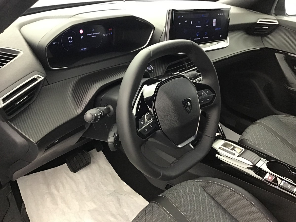 Peugeot 2008 — photo 10