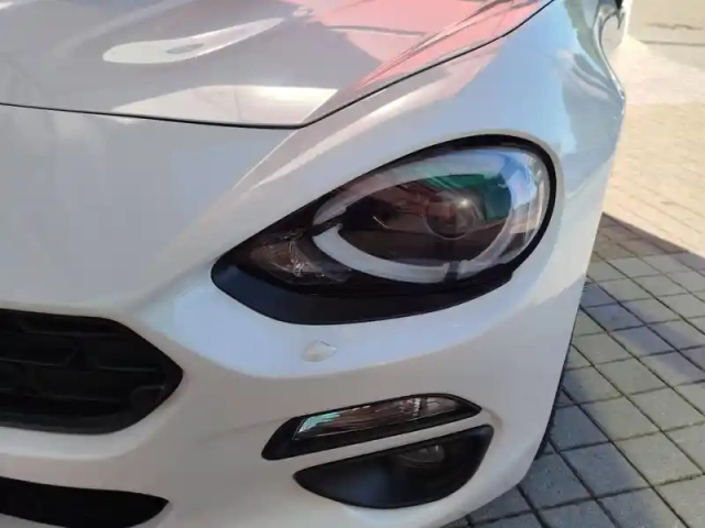 Fiat 124 Spider 1.4 multiair 140ch lusso plus — photo 24