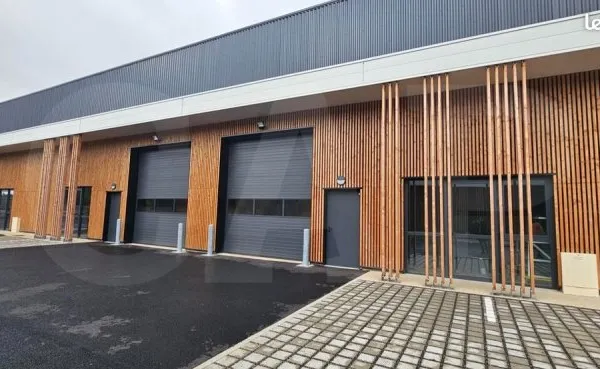 Local 284 m²