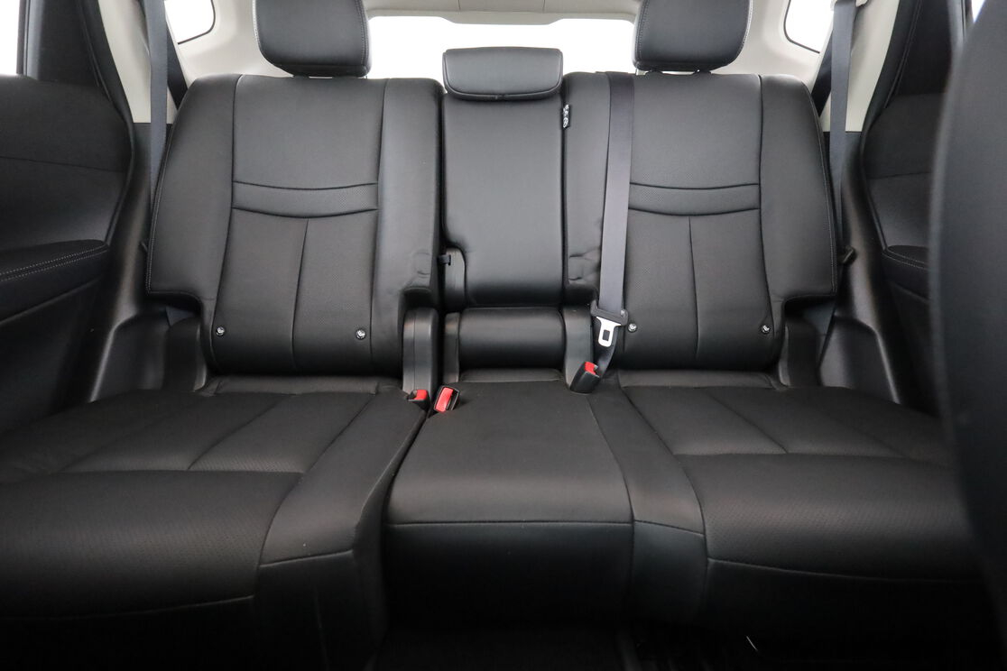 Nissan X-Trail 1.6 dCi Tekna Xtronic — photo 14
