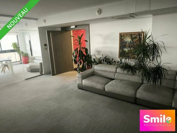 Bureaux 330 m²