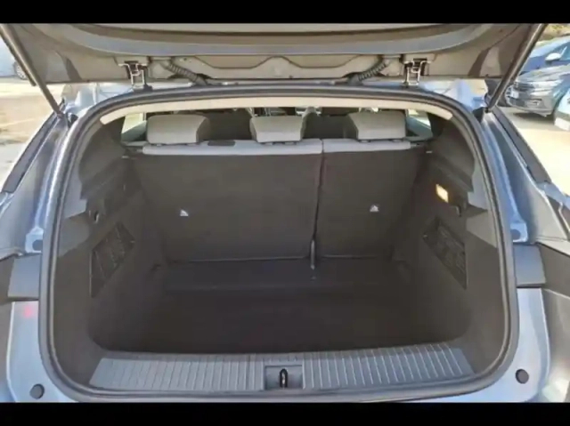 Renault Megane e-tech electric ev60 130ch evolution er super charge — photo 5