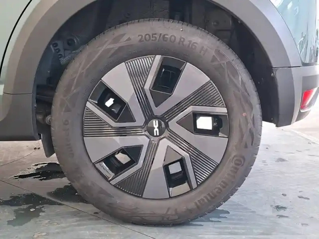 Dacia Sandero eco-g 100 gsr2 — photo 10