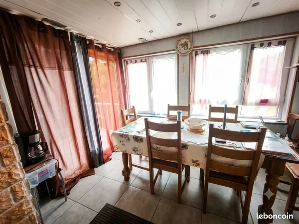 Maison 8 pièces 169 m²