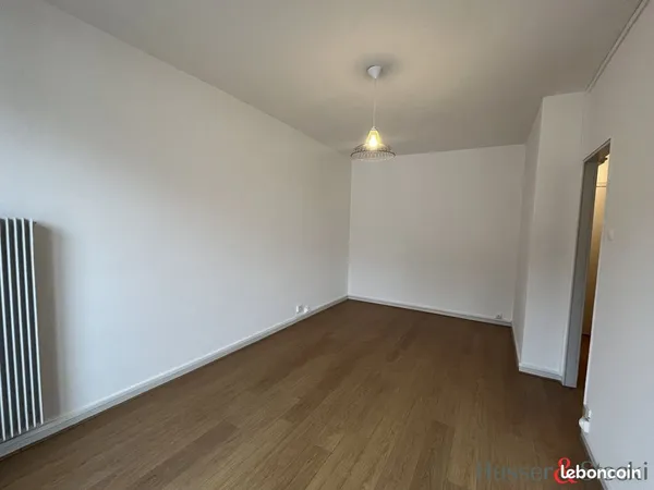 Studio 1 pièce 26 m²