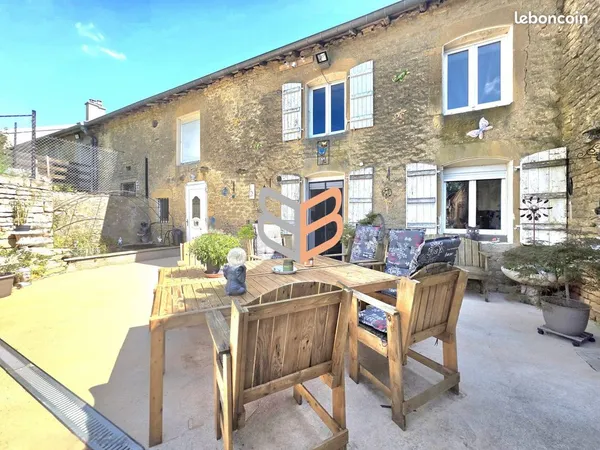 Maison 6 pièces 182 m²