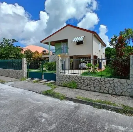 Maison 4 pièces 194 m²