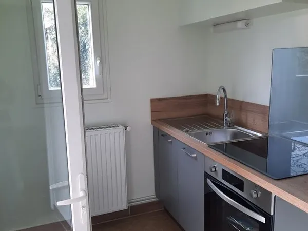 T2 TBE sortie jardin ds maison