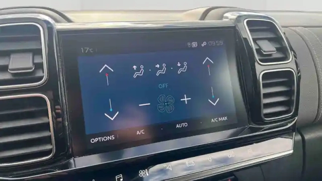 Citroën C5 Aircross hybride rechargeable 225 s&amp;s e-eat8 — photo 21