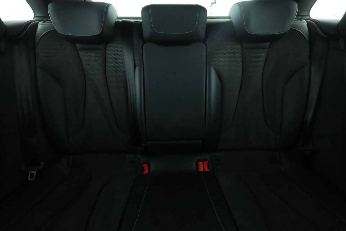 Audi A3 Sportback 35 TDI S Line S Tronic 7 — photo 14