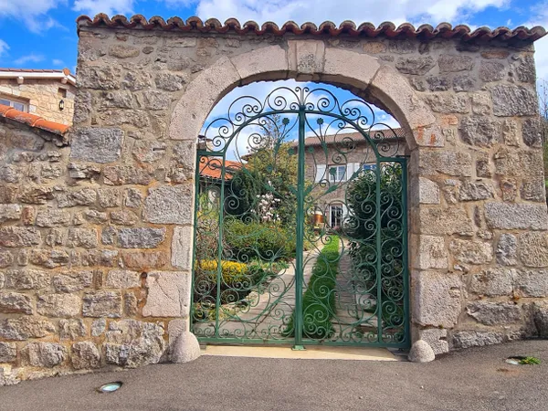 Maison 10 pièces 490 m²