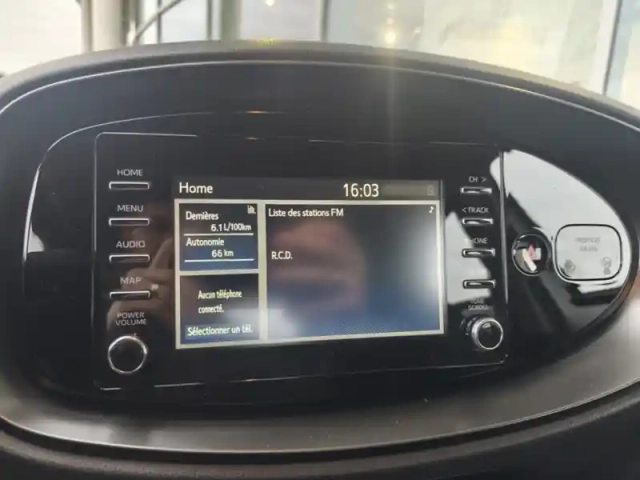 Toyota Aygo 1.0 vvt-i 72 dynamic — photo 9