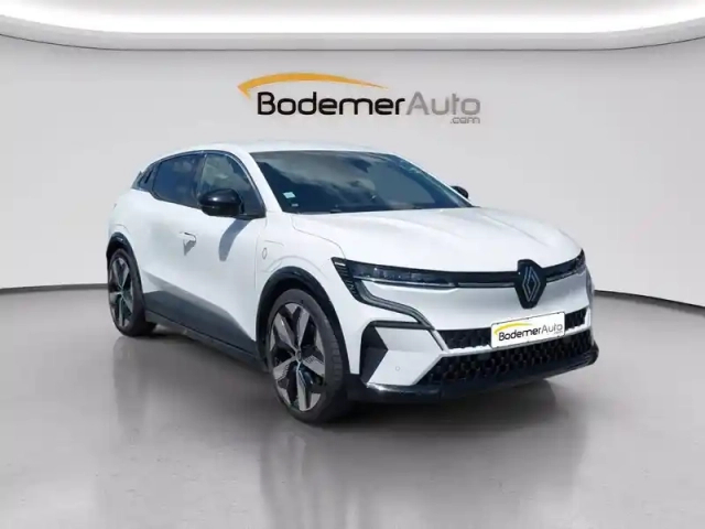 Renault Megane e-tech ev60 220 ch super charge — photo 7