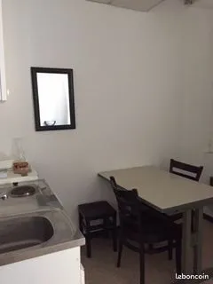 Studio 1 pièce 16 m²
