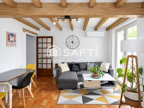 Maison de village avec jardin et dépendance, sans travaux à prévoir