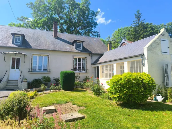 CHARMANTE MAISON
