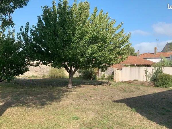 Terrain 651 m²