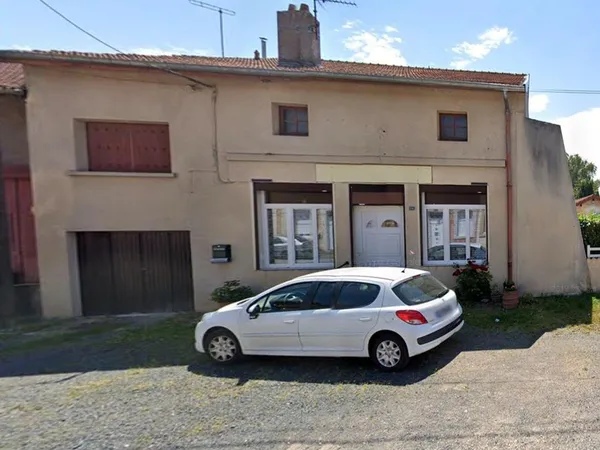 Maison de 145 m²aménagés dans un ancien café, fort potentiel d'agrandissement