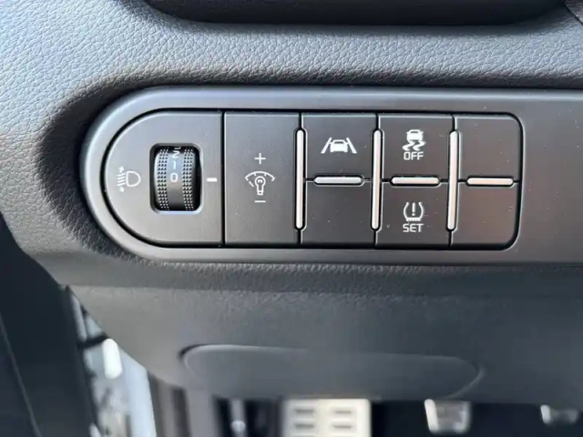Kia Xceed 1.0 t-gdi 100 ch bvm6 — photo 28