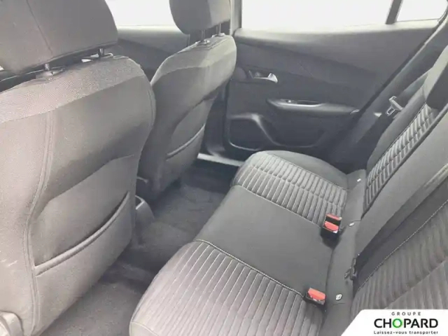 Peugeot 2008 puretech 100 s&amp;s bvm6 — photo 11