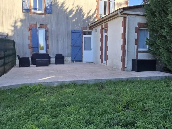 Ensemble immobilier 9 pièces 245 m²