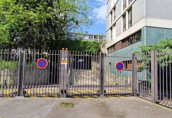Parking 15 m²