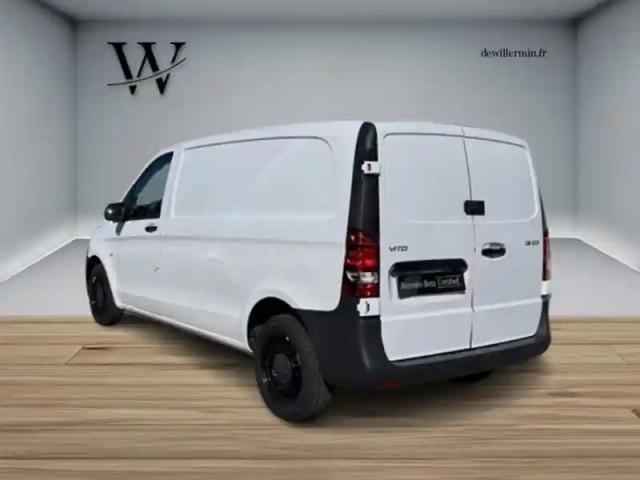 Mercedes Vito 116 cdi fourgon compact pro 9g — photo 3