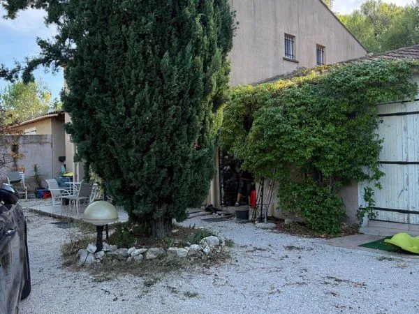Dame retraitée loue chambre