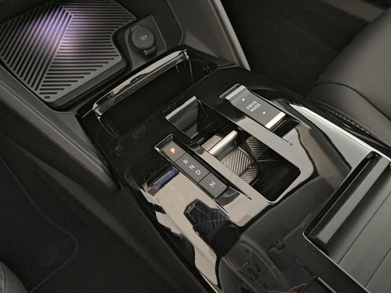 Citroën C4 hybride 145 ch e-dcs6 max — photo 18