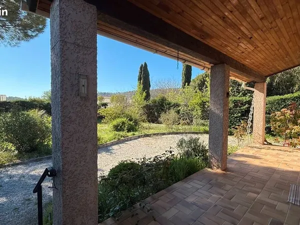 Villa 3 pièces 80 m²