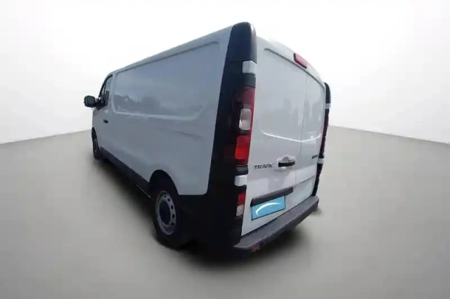 Renault Trafic fgn l2h1 3000 kg blue dci 130 — photo 3