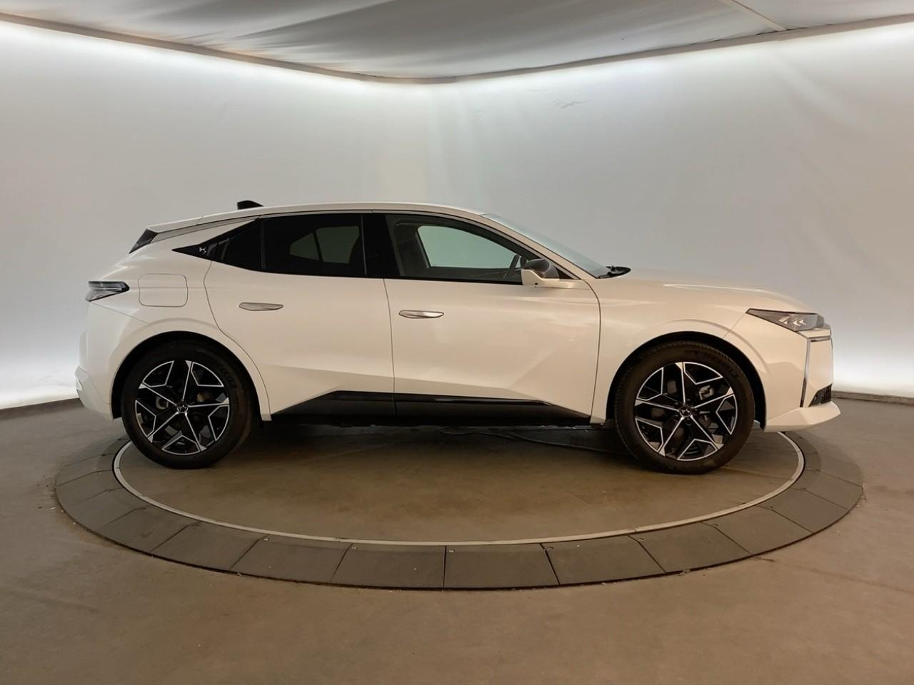 Ds Ds N°4 dsn4 plug-in hybrid 225 etoile - alcantara — photo 4