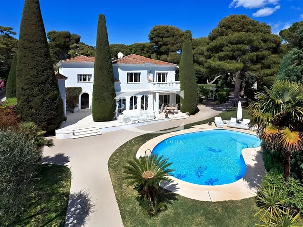 SAINT JEAN CAP FERRAT MAGNIFIQUE VILLA