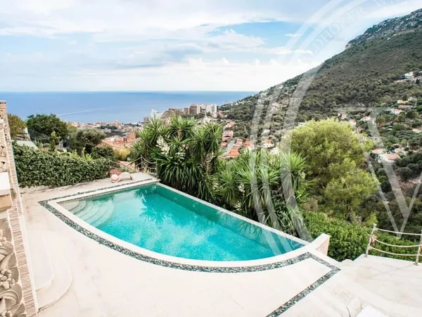 Magnifique Villa à quelques minutes de Monaco