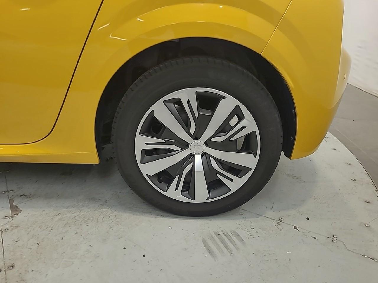 Peugeot 208 puretech 75 s&s bvm5 active pack — photo 16