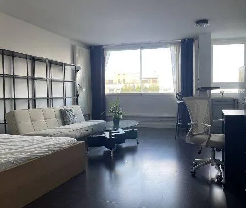 Studio 1 pièce 41 m²