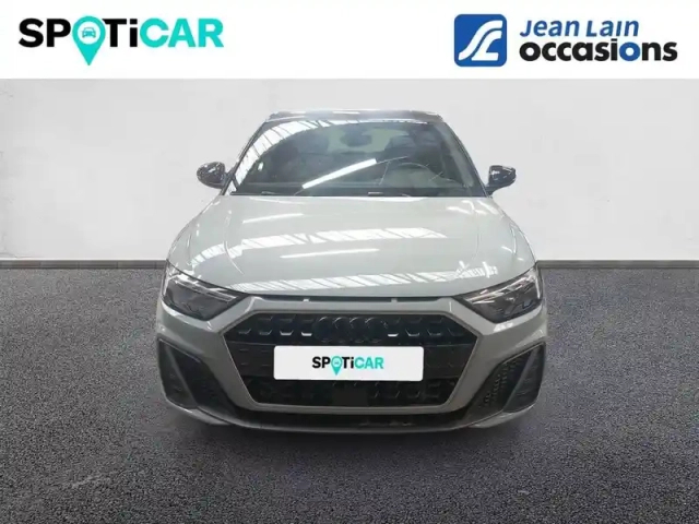 Audi A1 sportback 35 tfsi 150 ch s tronic 7 — photo 2