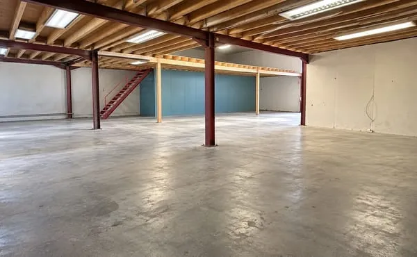 Local Commercial