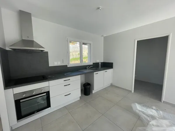 Maison T4 de 89 m2 Montélimar Nord Chemin des Catalins