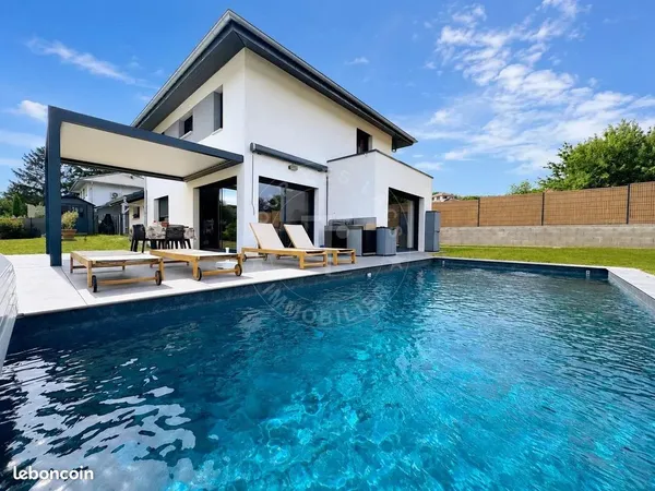 Villa 6 pièces 120 m²
