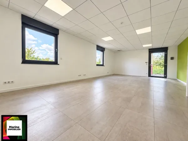 Bureau 3 pièces 84 m²