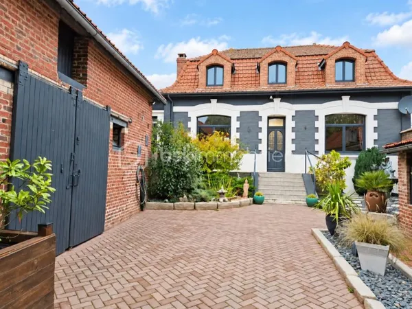 Maison 7 pièces 170 m²